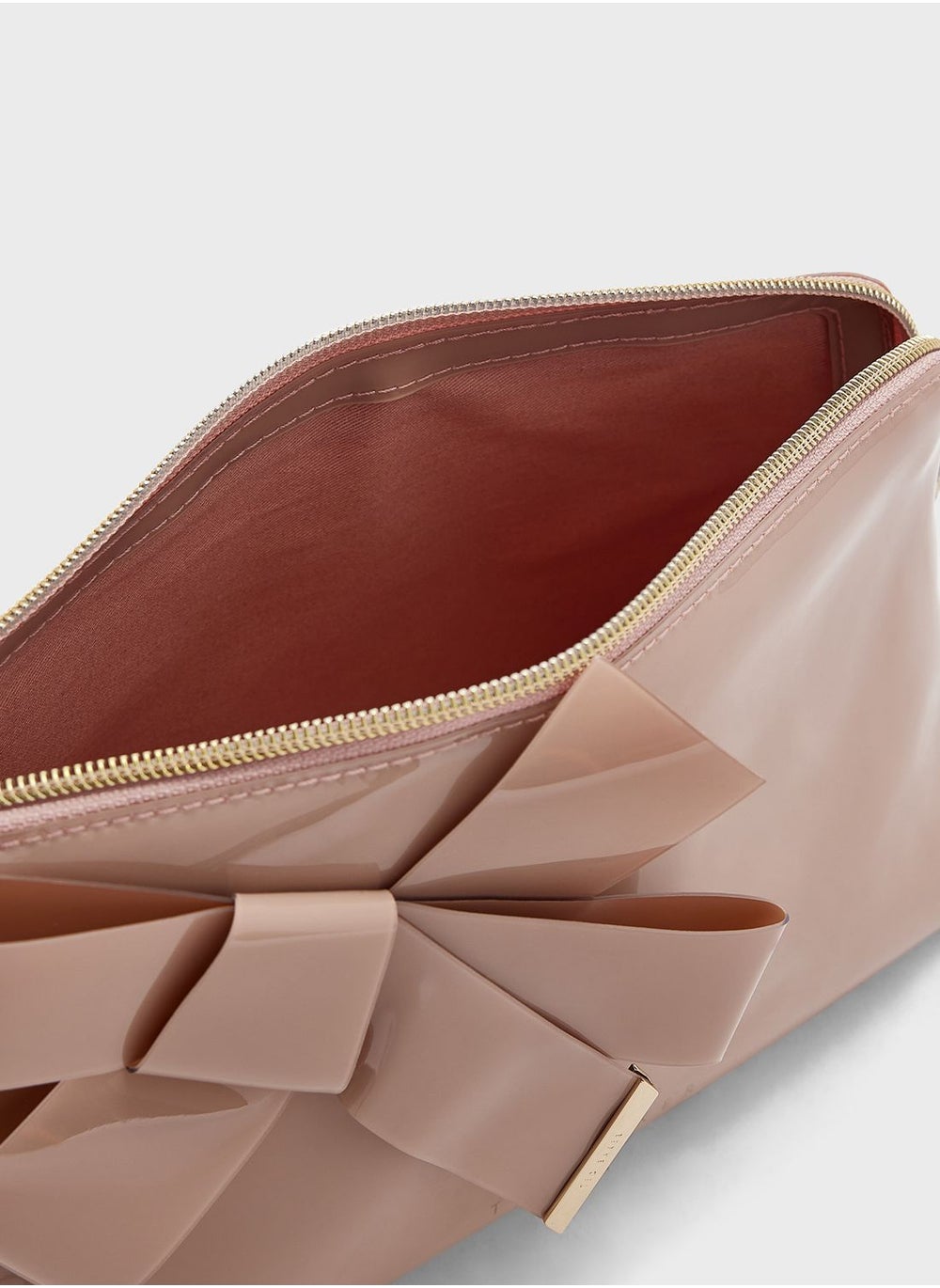 buy-ted-baker-nicco-knot-bow-washbag-pale_3g5