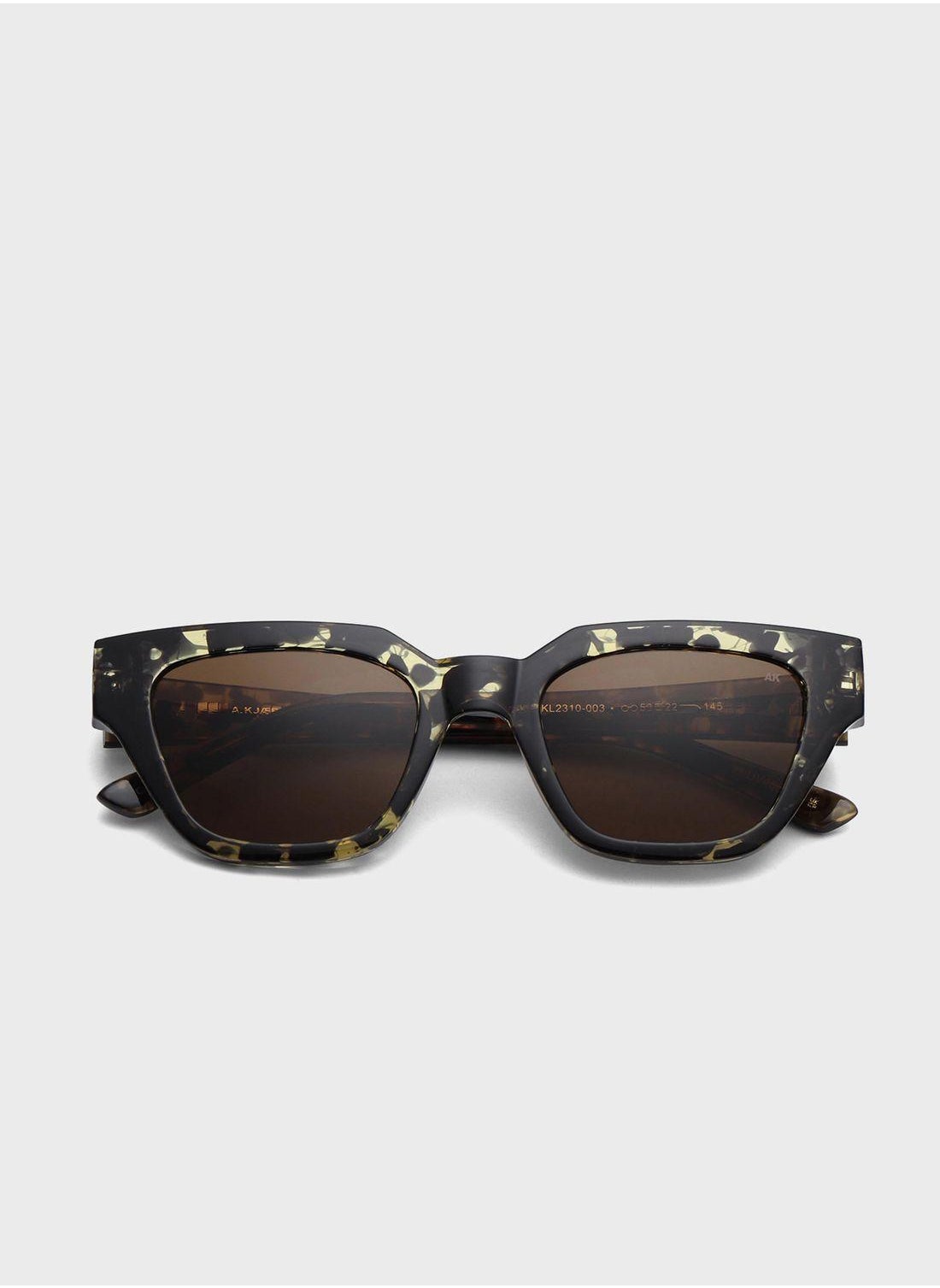 buy-a-kjaerbede-kaws-sunglasses_xr9