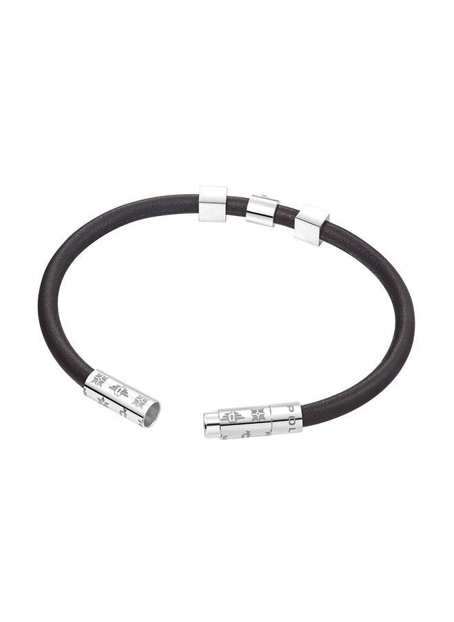 buy-police-flake-black-leather-with-stainless-steel-logo-gents-braceletpeagb0033902_byz