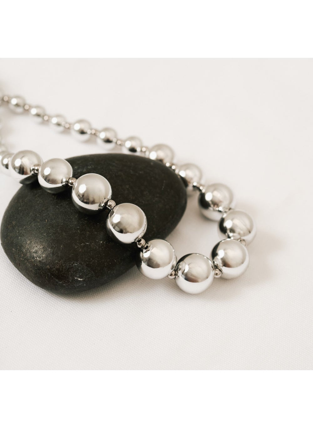 buy-noya-lune-bead-statement-silver-necklace_yh2