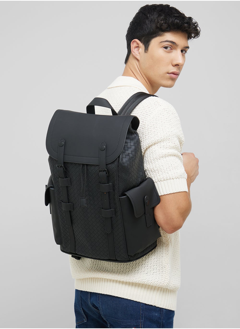 buy-robert-wood-premium-faux-leather-textured-backpack_sb6