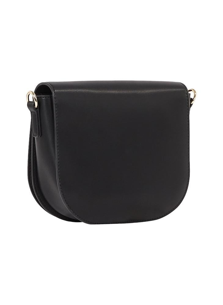 buy-tommy-hilfiger-logotape-saddle-bag_ago