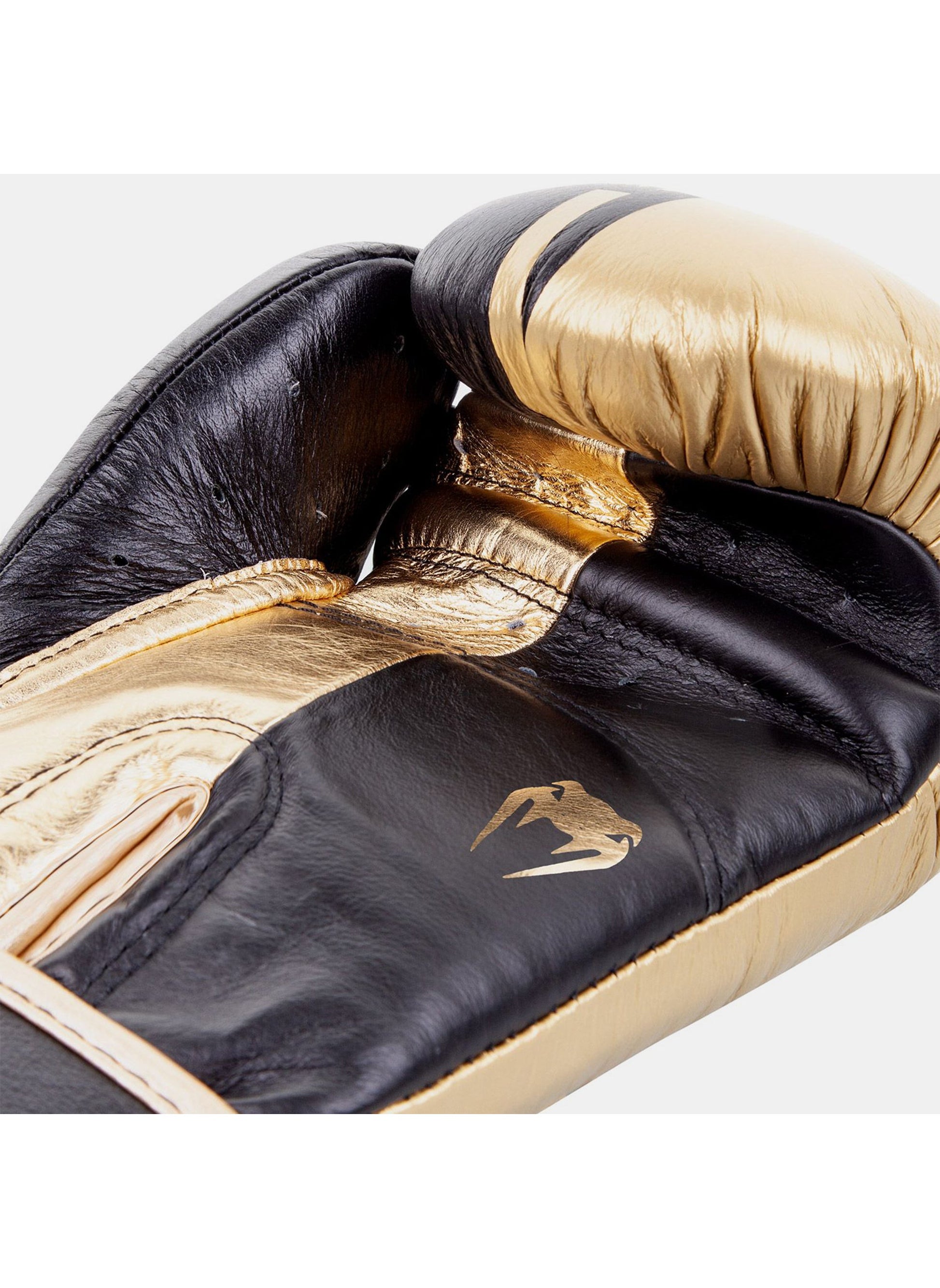 buy-venum-shield-pro-boxing-gloves_2hi
