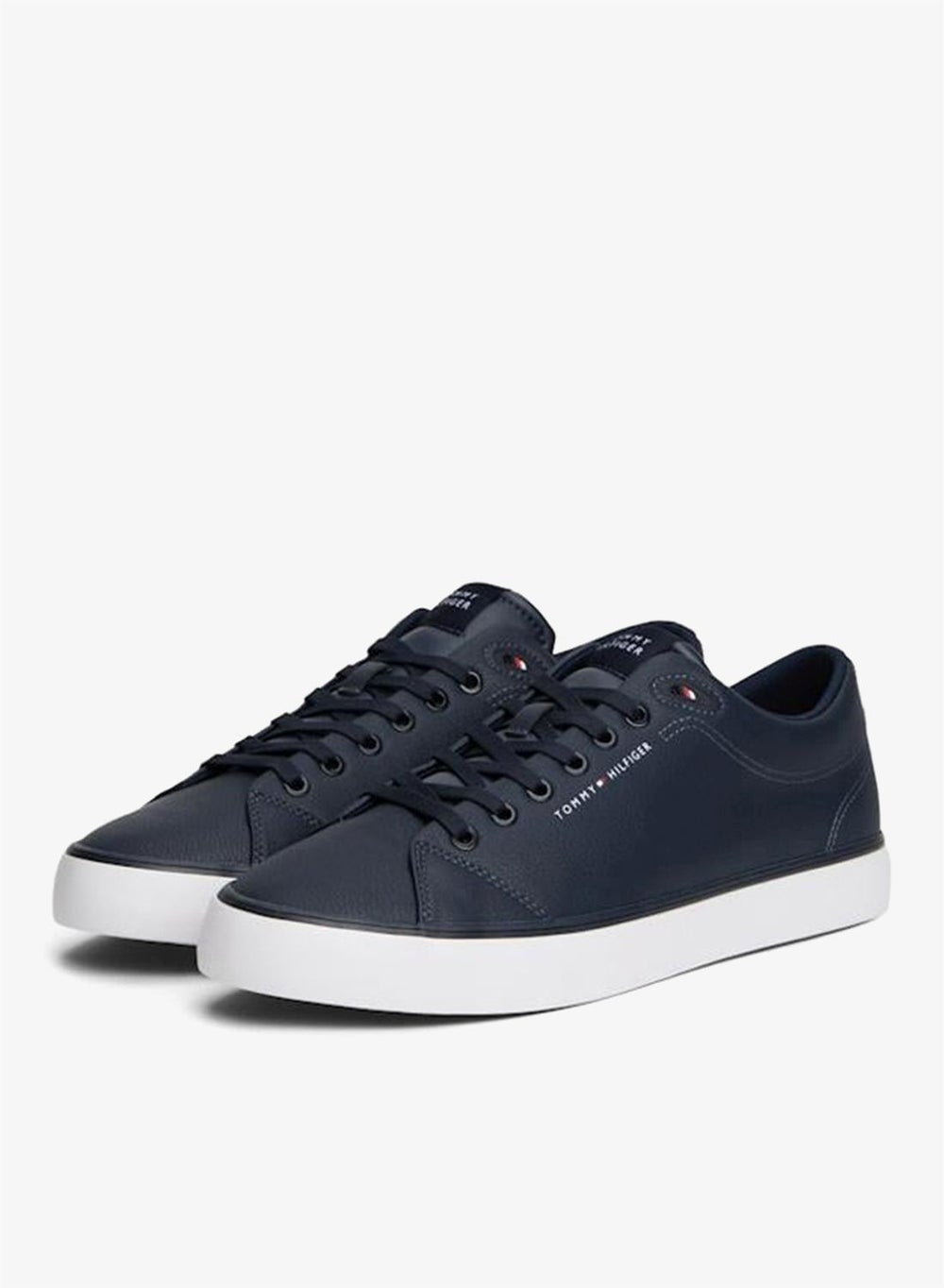 buy-tommy-hilfiger-vulc-low-top-sneakers_qmy