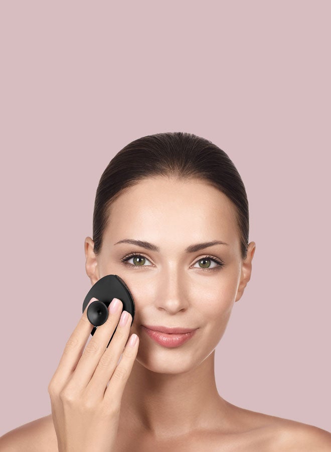 buy-geske-smart-app-guided-facial-brush-and-facial-cleansing-brush-with-handle-soft-silicone-brush-professional-facial-cleansing-device-skin-cleansing-device-grey_dnu