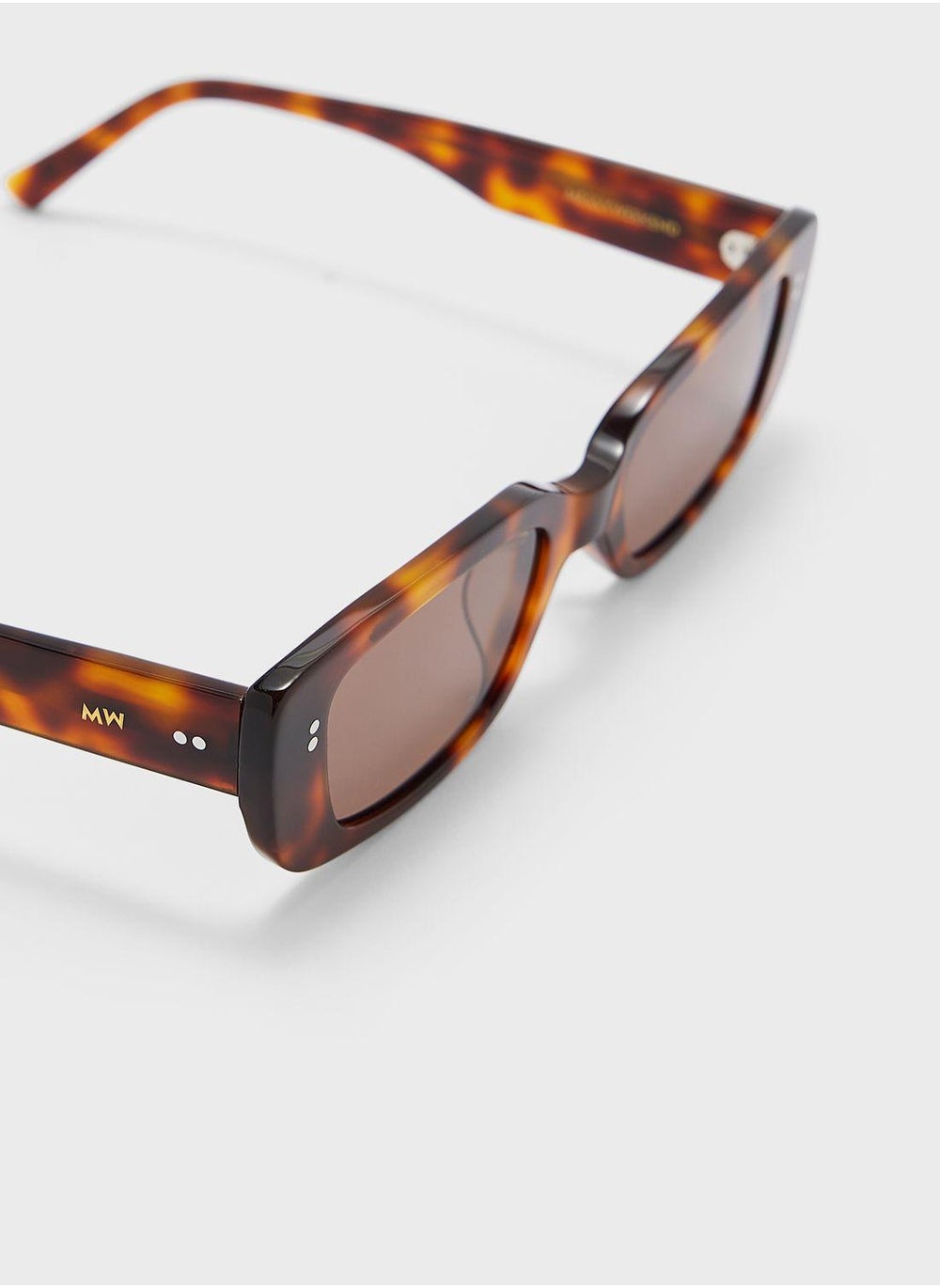 buy-messyweekend-grace-sunglasses_z35