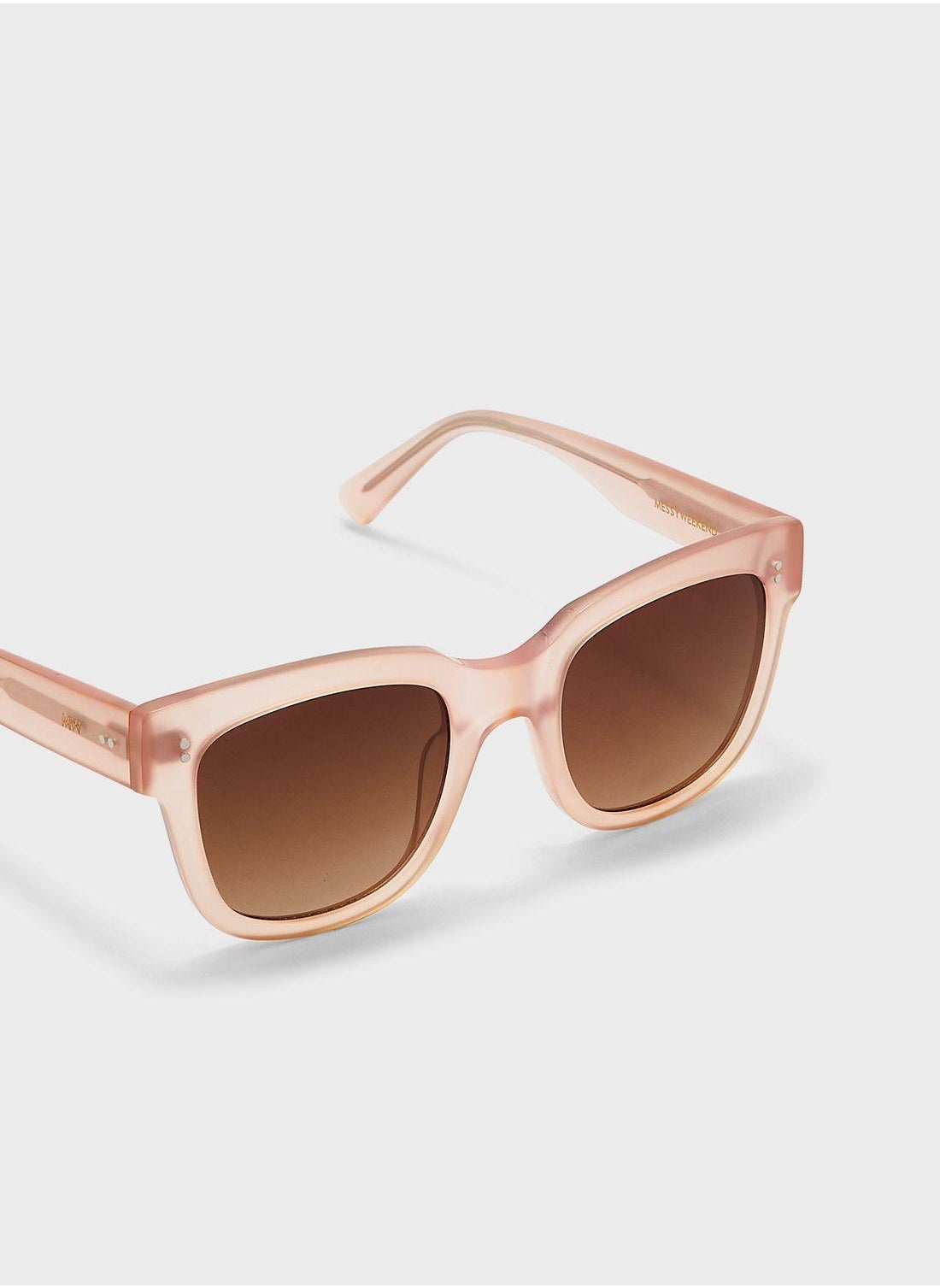 buy-messyweekend-liv-shape-sunglasses_fn6