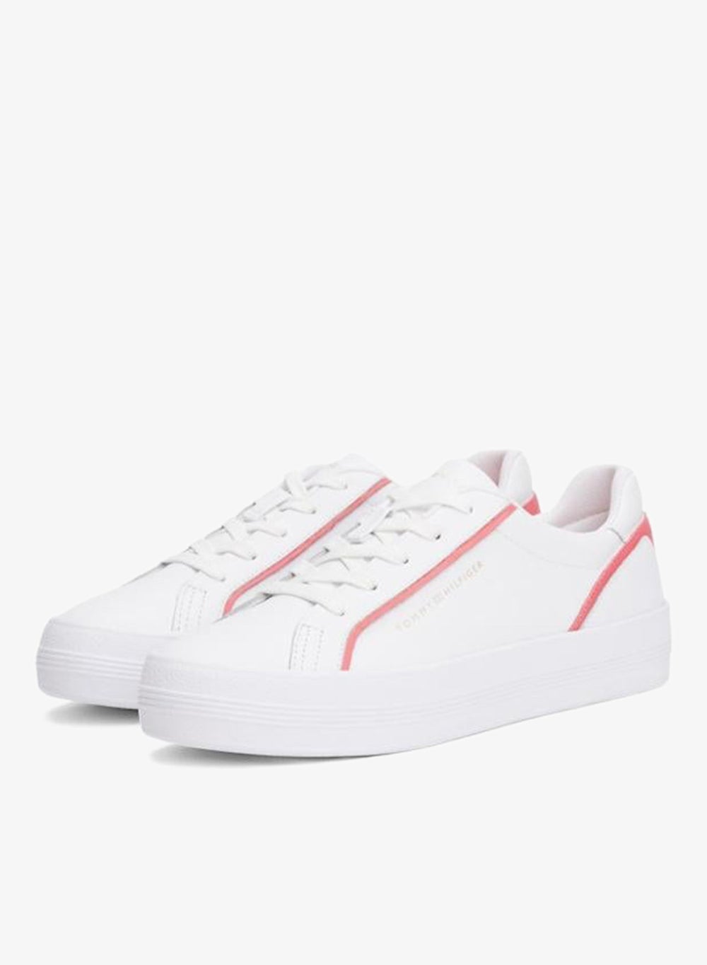 buy-tommy-hilfiger-vulc-low-top-sneakers_muh