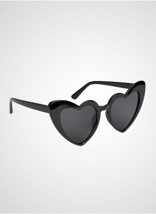 buy-dazed-engaged-black-heart-shaped-sunglasses_x6c