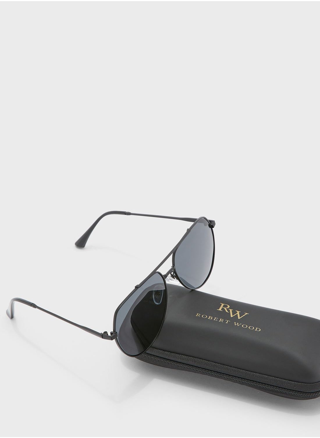 buy-robert-wood-polarised-sunglasses-with-case-and-tester_y18