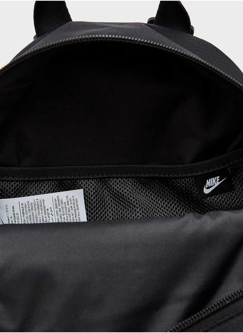 buy-nike-nsw-futura-365-mini-backpack_ub2