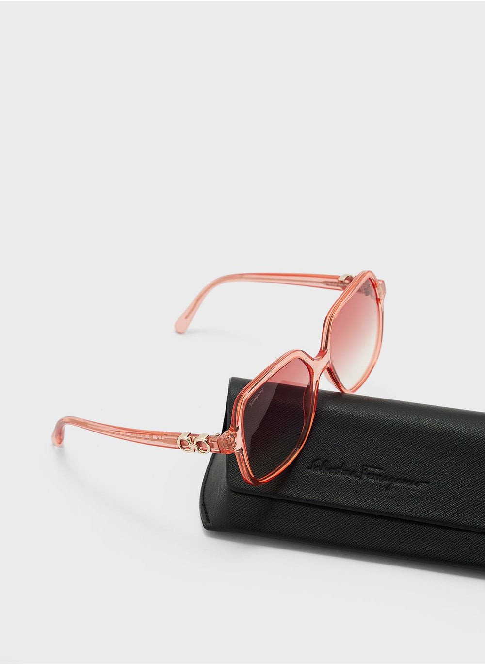 buy-ferragamo-rectangle-oversized-sunglasses_hyb