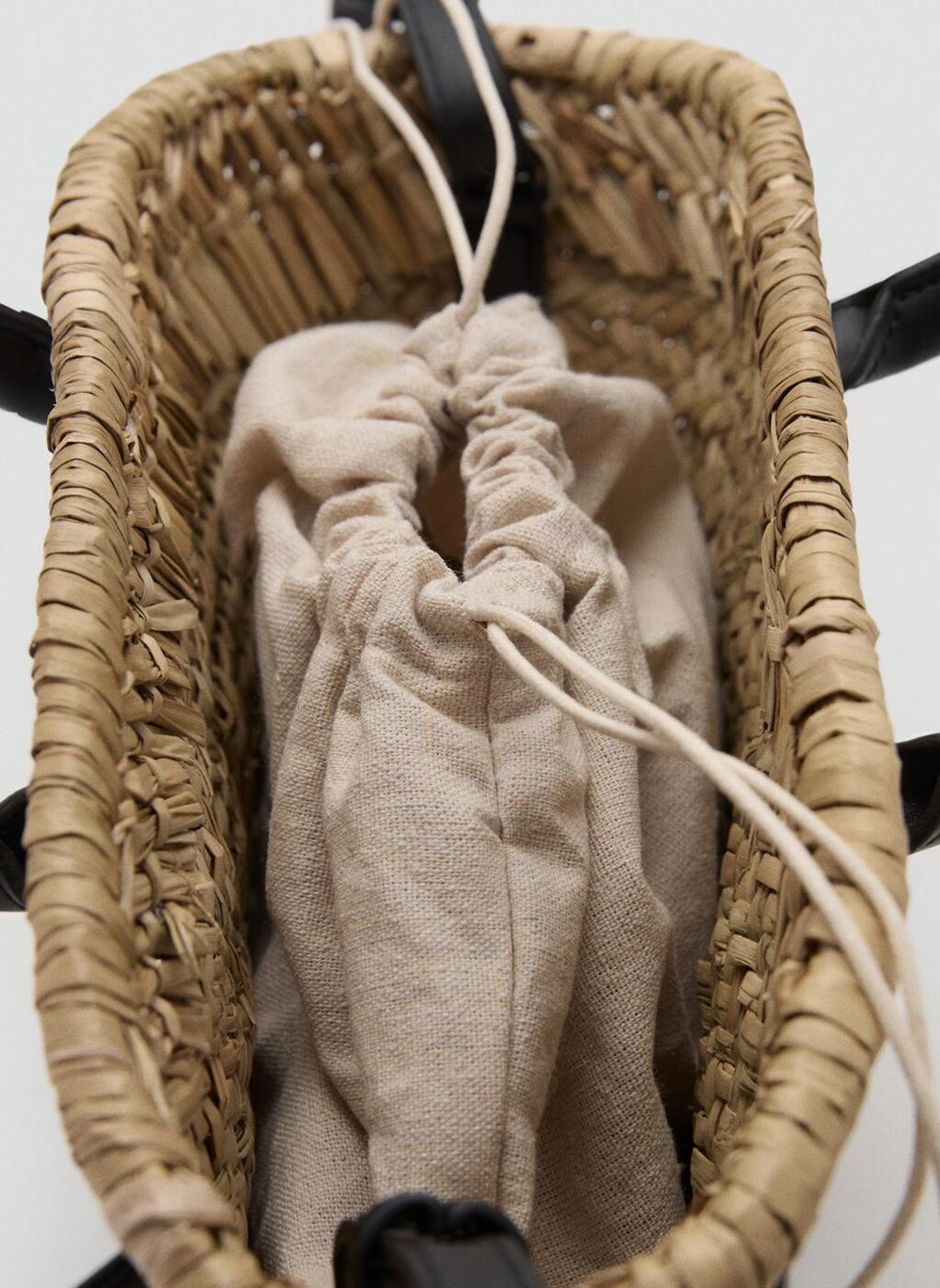 buy-mango-small-natural-fibre-basket_lxm