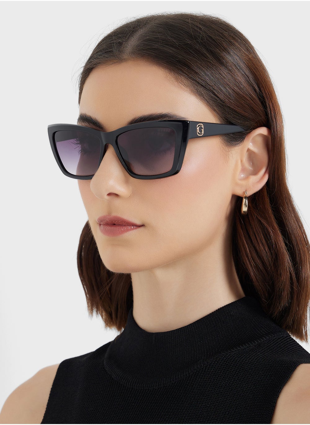 buy-guess-uv-protector-wayfarers-sunglasses_y68