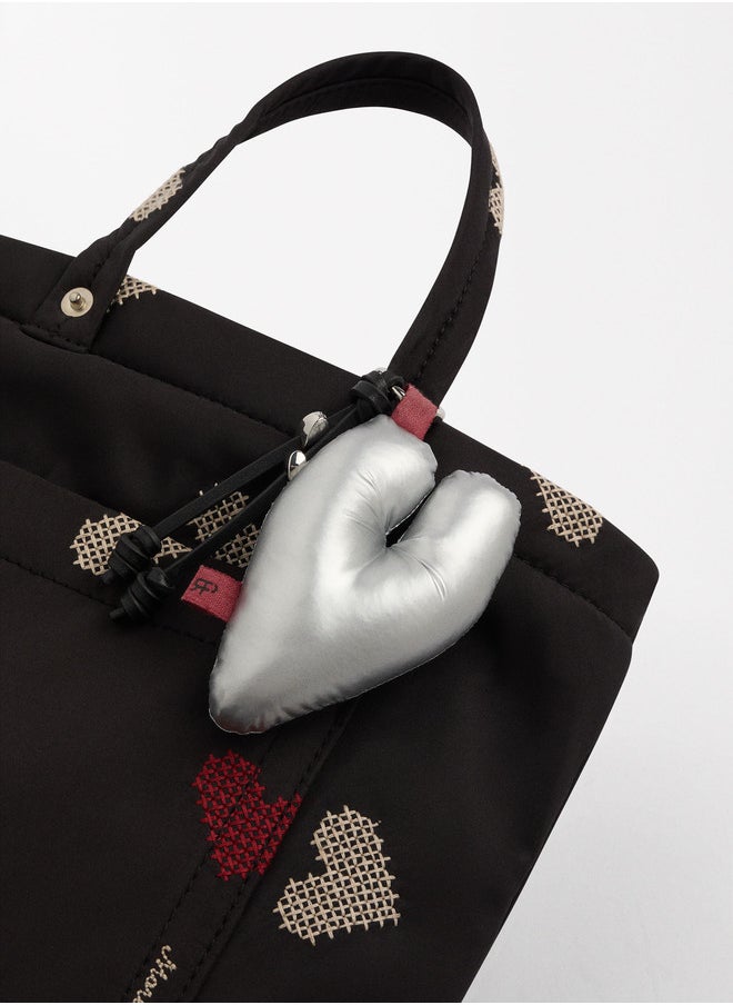 buy-parfois-color-block-tote-bag-with-pendant_xf0