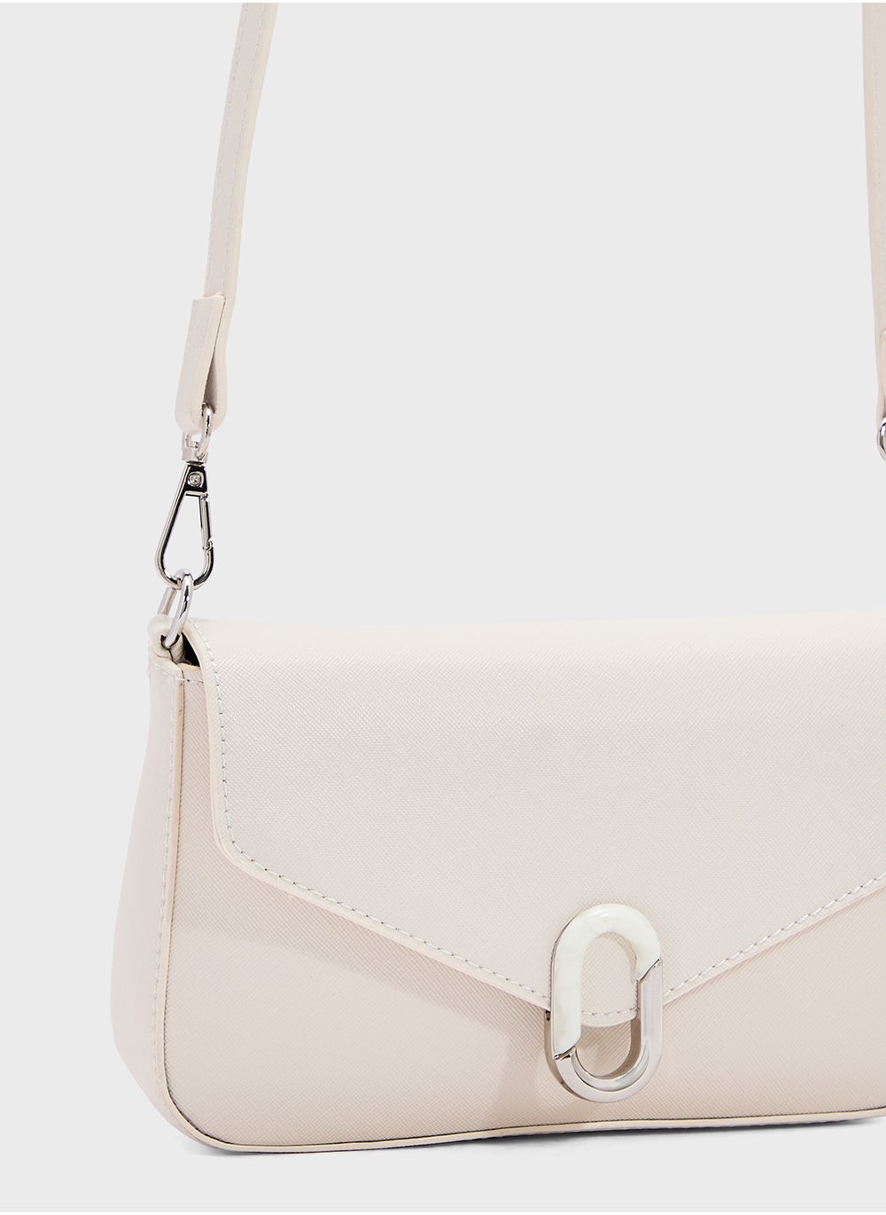 buy-ella-metal-trim-detail-crossbody-bag_gfk