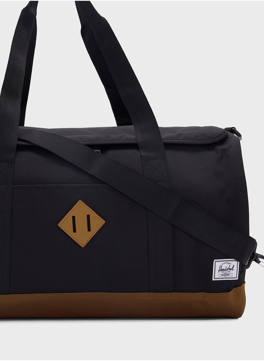 buy-herschel-heritage-duffle_y6w