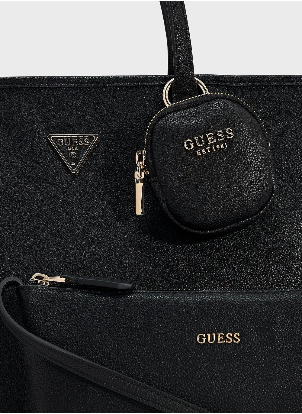 buy-guess-power-play-large-tech-tote_2kn