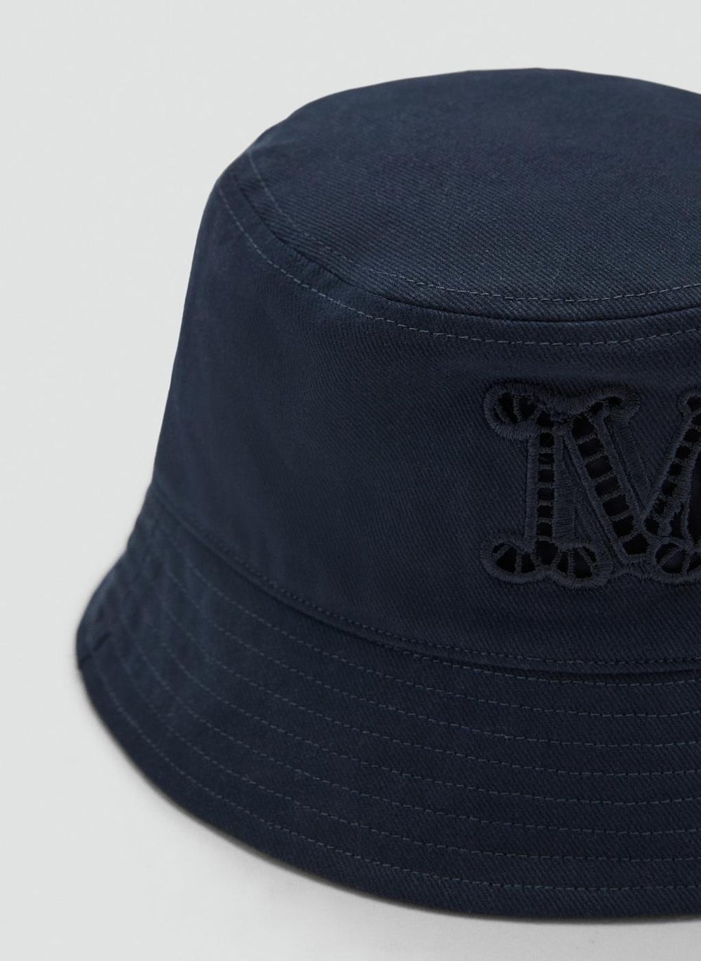 buy-mango-bucket-hat-with-embroidered-lettering_eoa