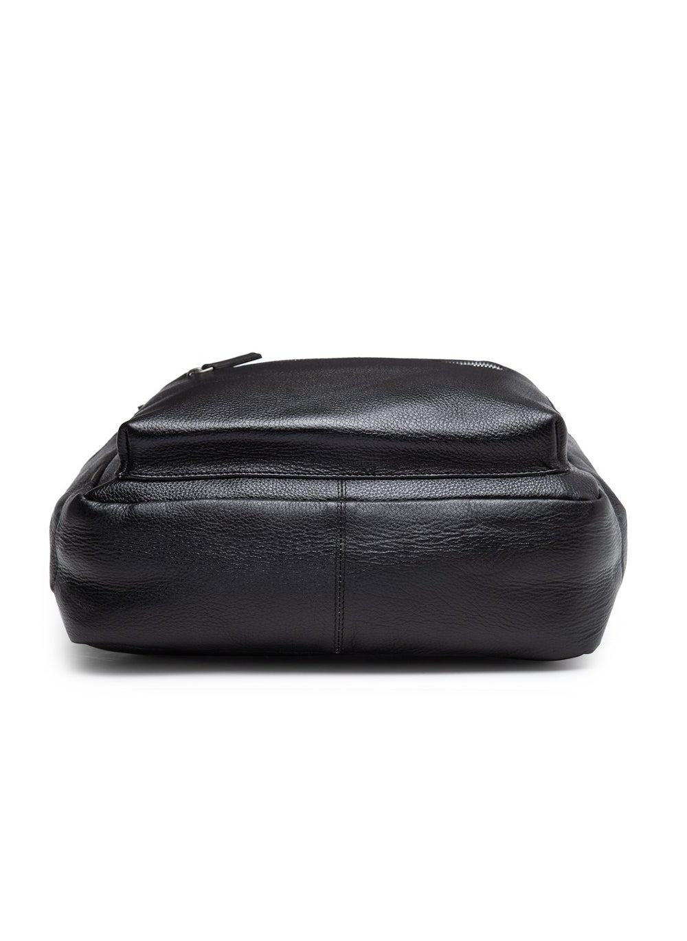 buy-teakwood-genuine-leather-zip-closure-backpack_nw5