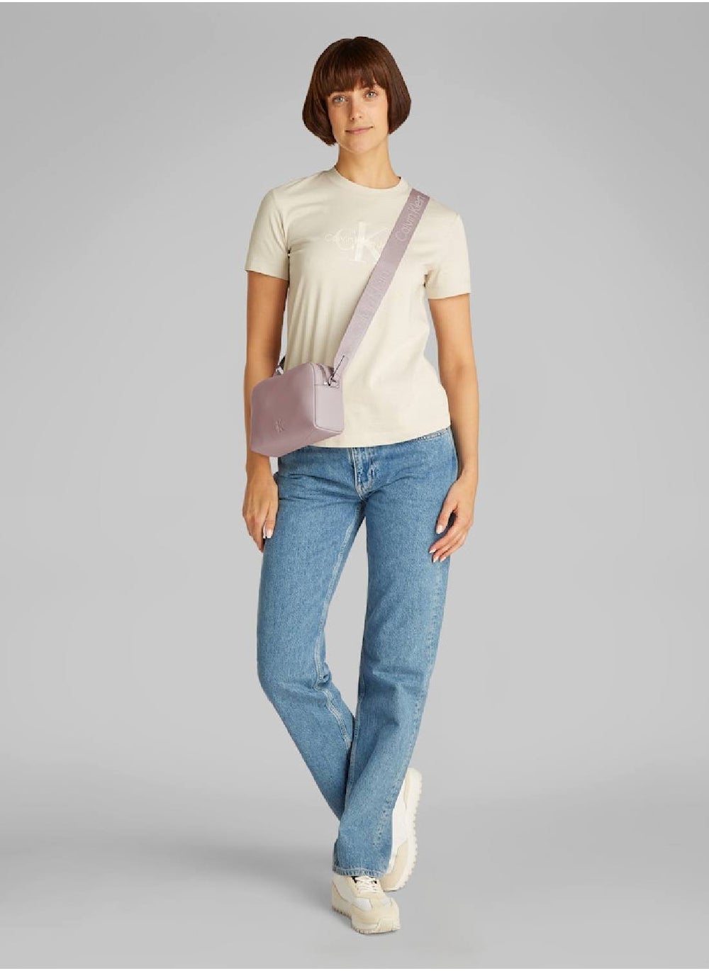buy-calvin-klein-jeans-ultralight-crossbody-bag_3pq