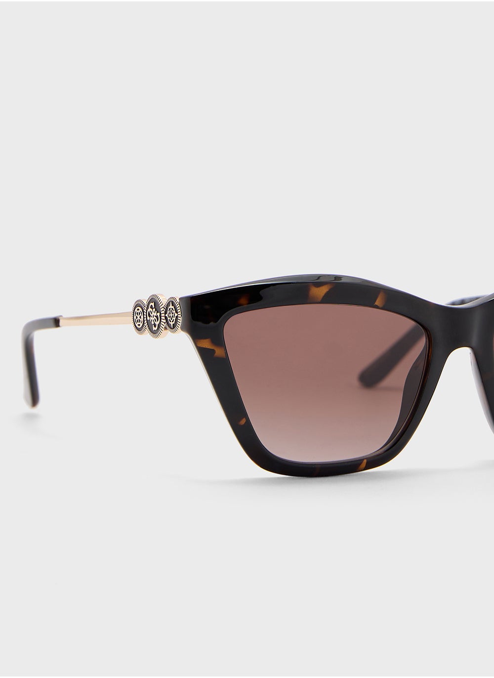 buy-guess-cateye-sunglasses_iaq