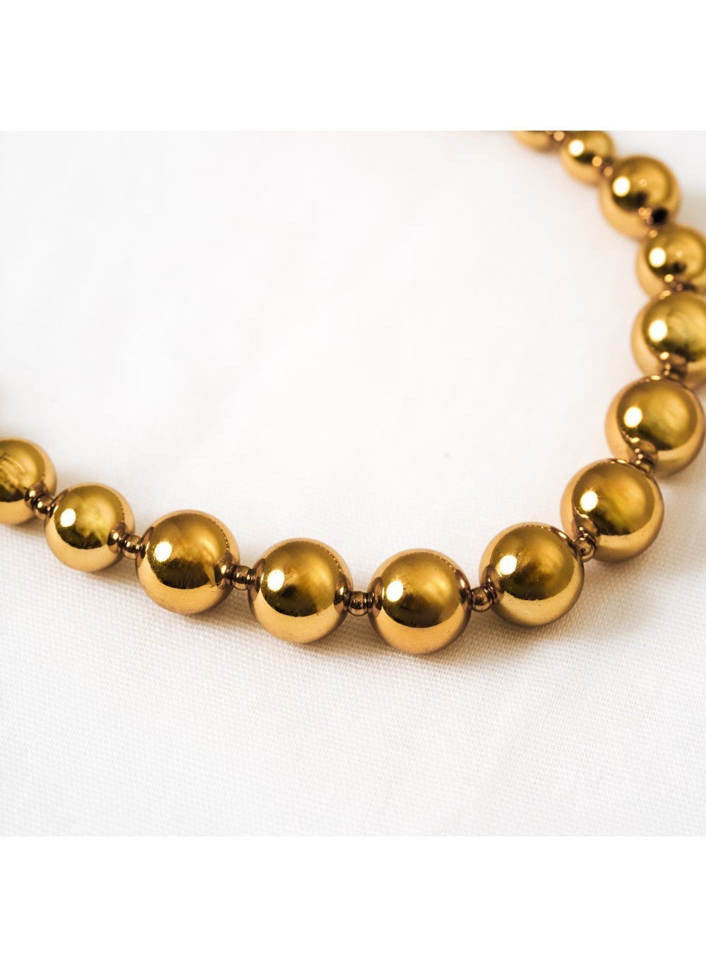buy-noya-lune-bead-statement-gold-necklace_8v3
