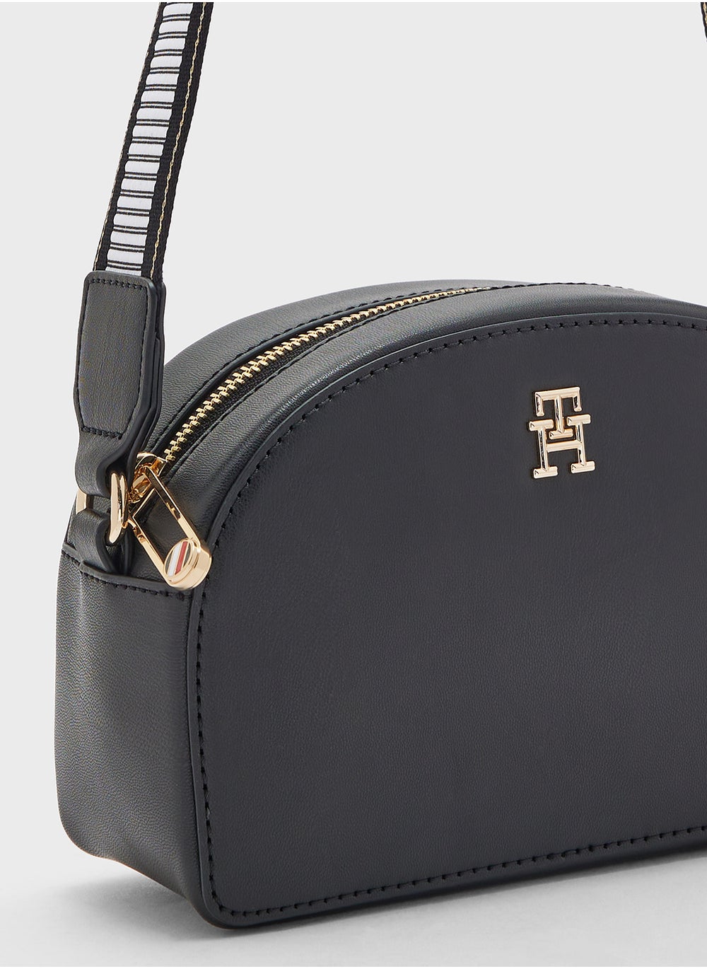 buy-tommy-hilfiger-th-fresh-camera-bag_p5e