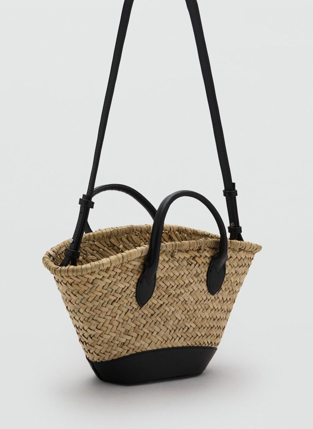 buy-mango-small-natural-fibre-basket_4q1