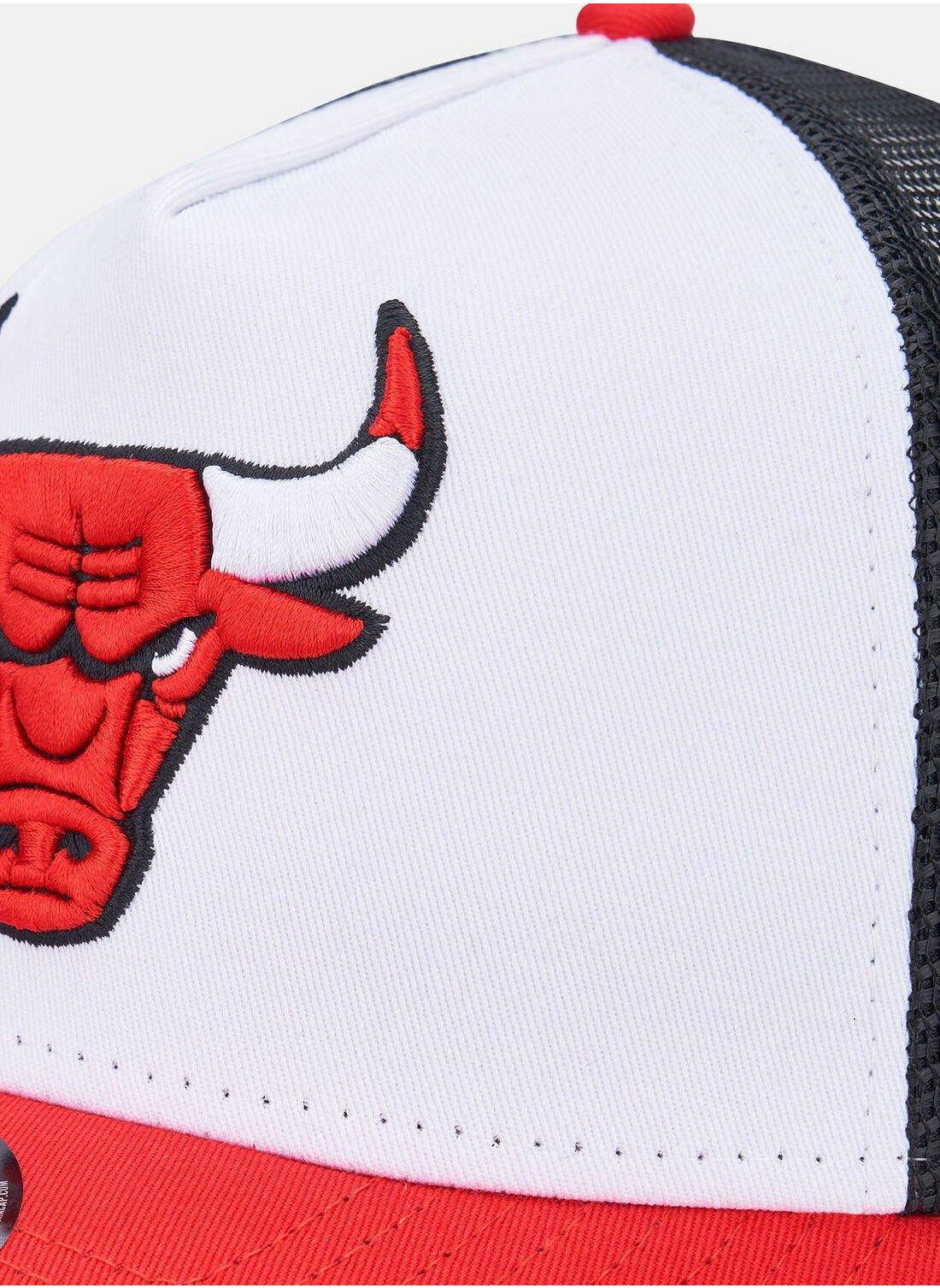 buy-new-era-men-s-nba-chicago-bulls-trucker-cap_86d