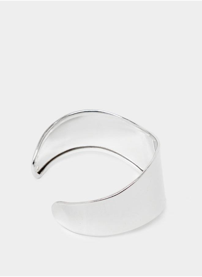 buy-styli-textured-wide-cuff-bangle_bda