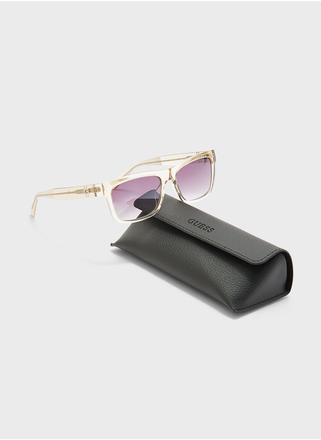 buy-guess-gu0022157z57-wayfarers-sunglasses_kzi