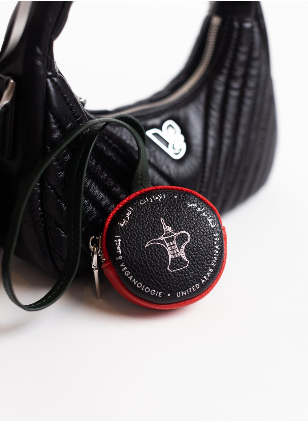 buy-veganologie-coin-purse-made-from-1-recycled-plastic-bottle_g6l