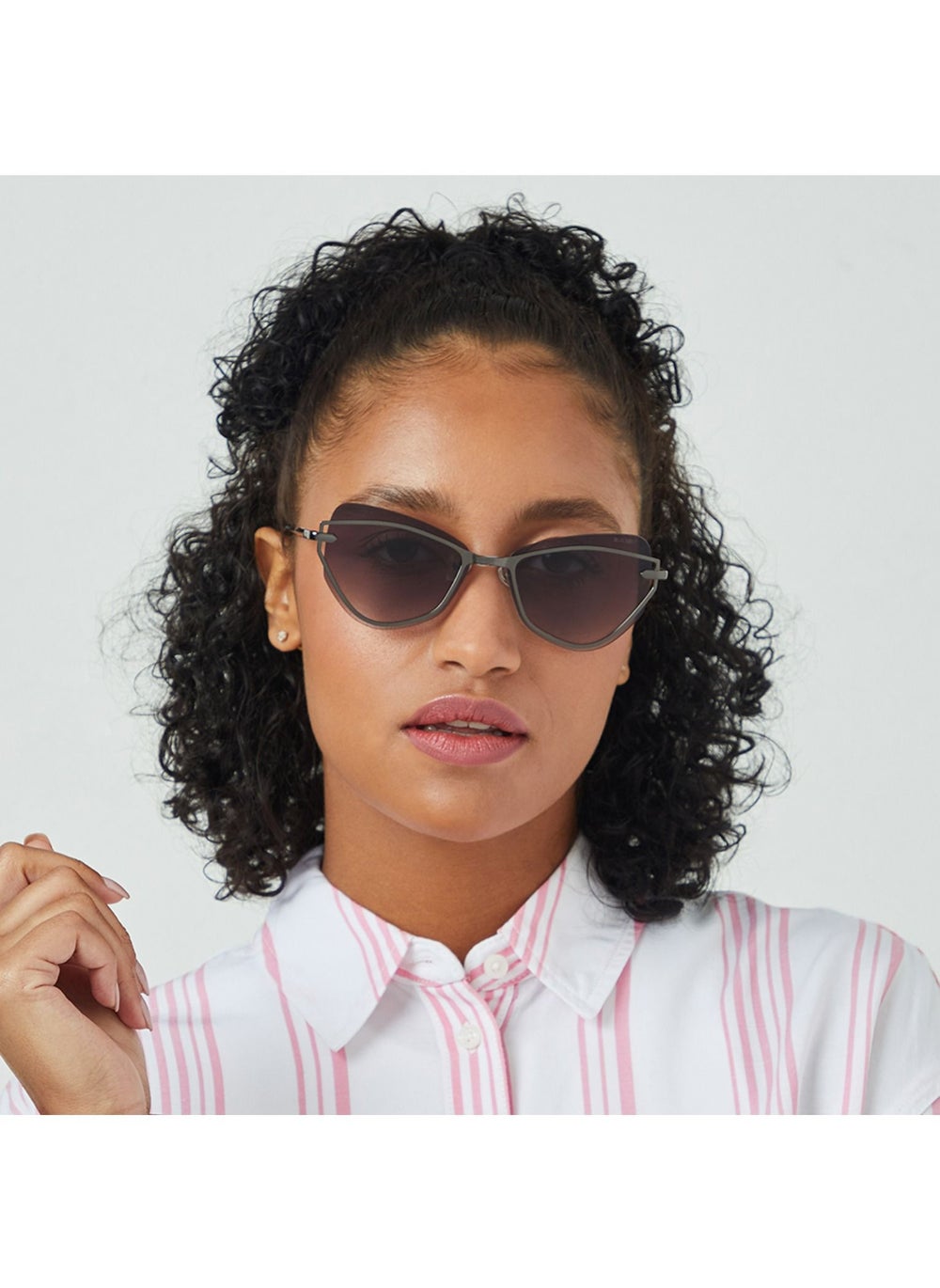 buy-blackout-twilight-women-gray-sunglasses-frame-material-metal-frame-color-gray-lens-color-black-full-rim_gzd