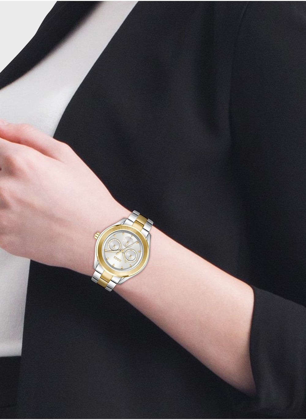 buy-boss-steel-strap-analog-watch_83h