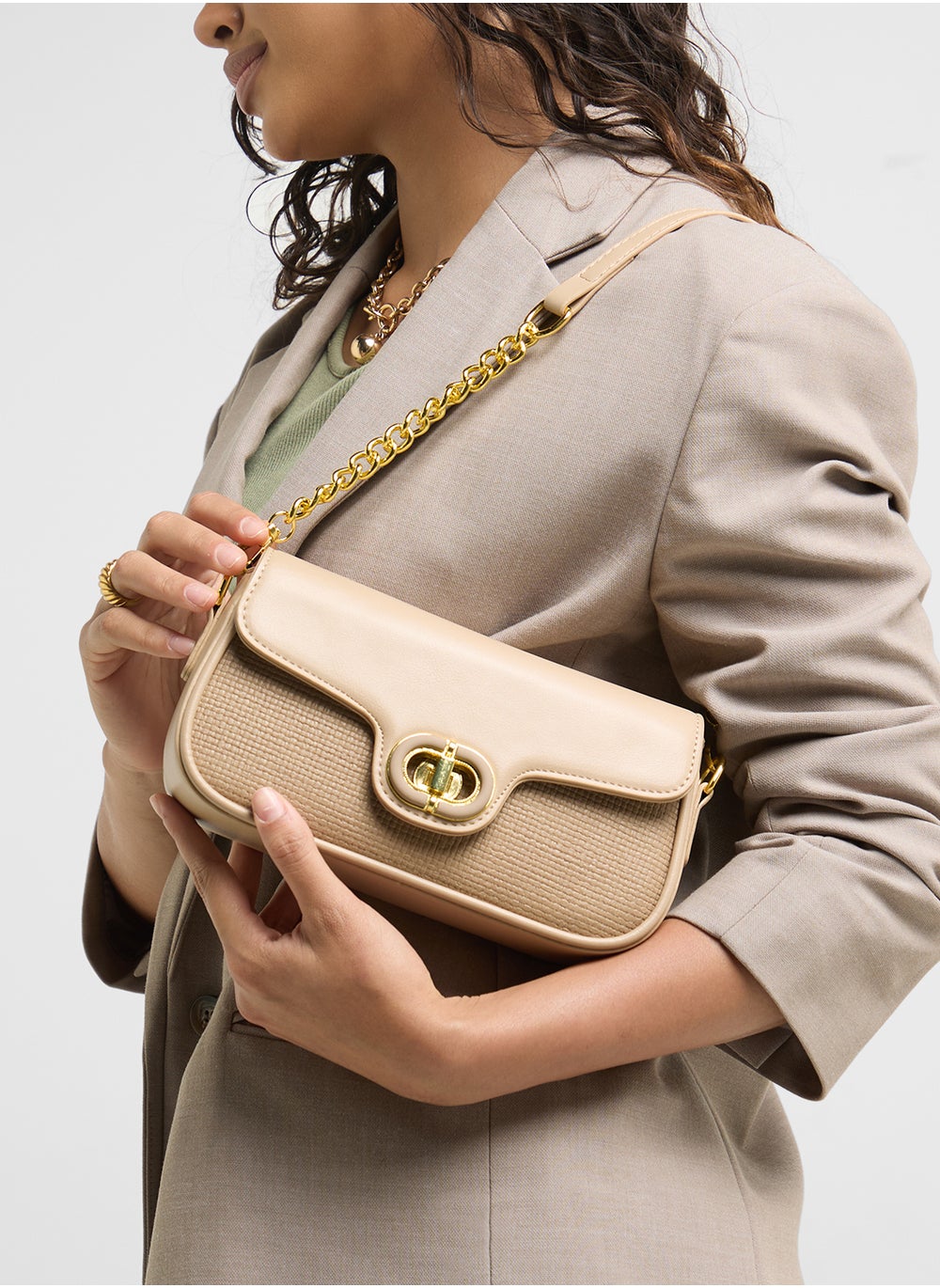 buy-ella-womens-classic-shoulder-bag_1op
