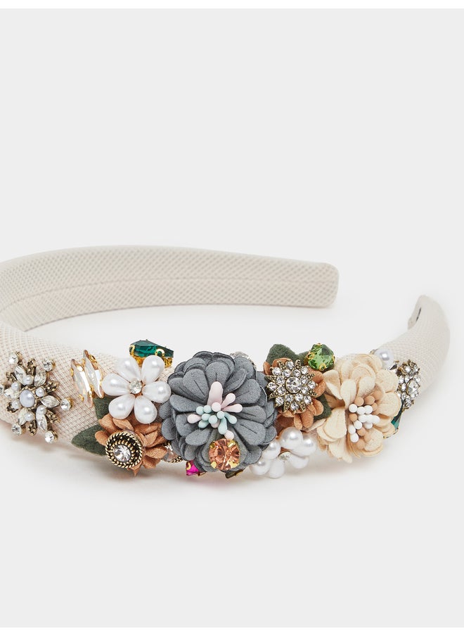 buy-styli-styli-floral-embellished-headband_pyn