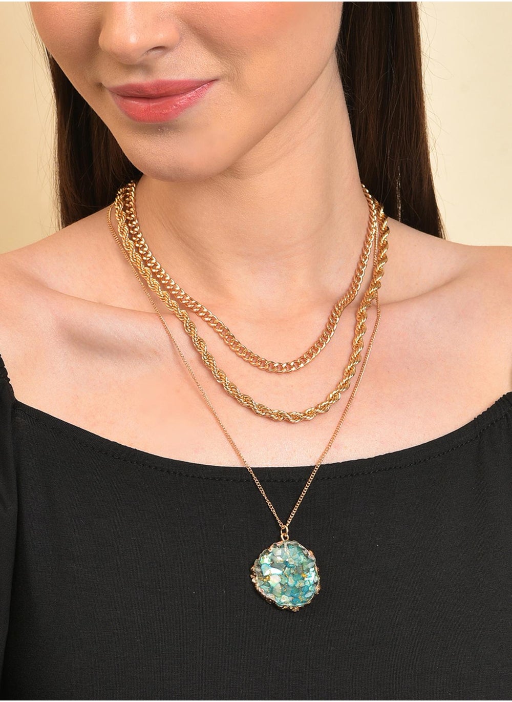 buy-sohi-green-stones-pendant-with-3-chain-necklace_7yg