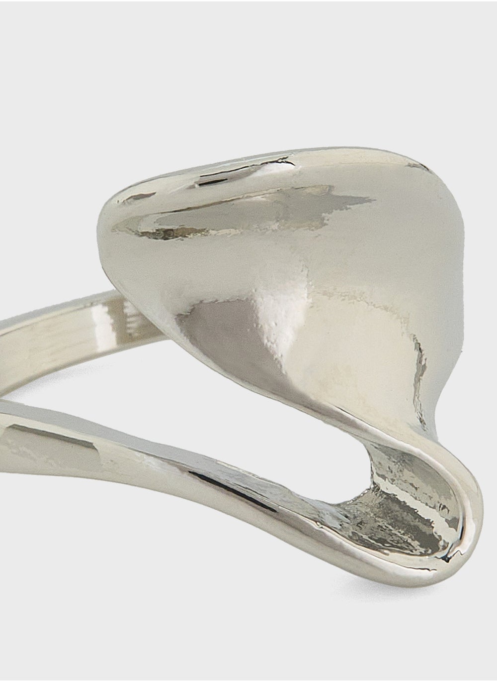 buy-ella-twisted-ring_vpn