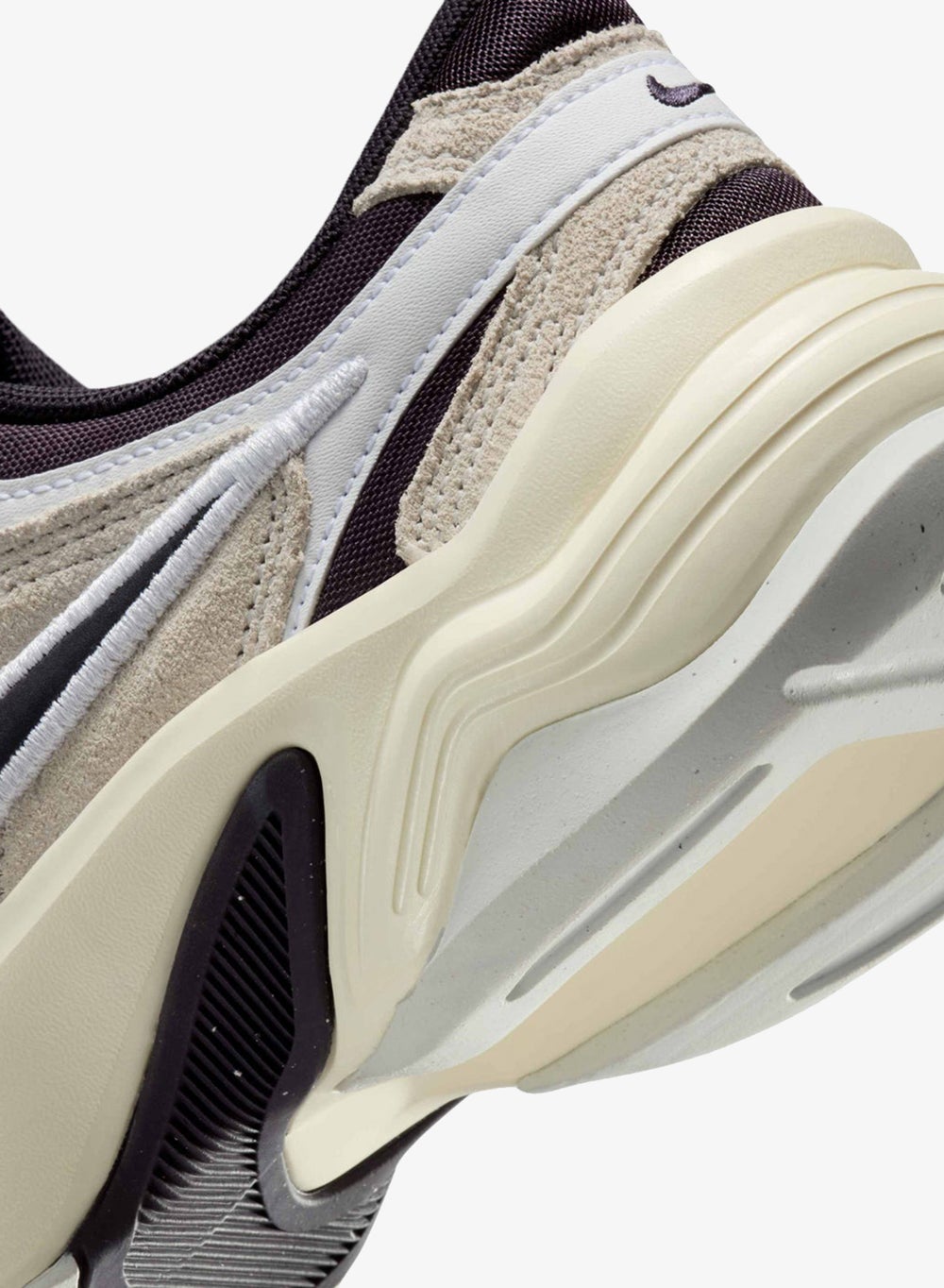 buy-nike-women-s-al8-shoes_lli