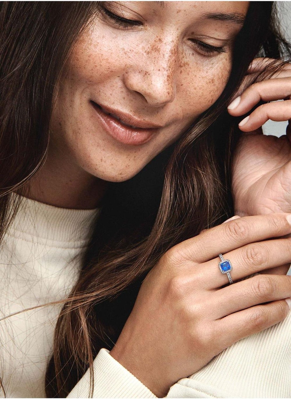 buy-pandora-blue-square-sparkle-halo-ring_3i6