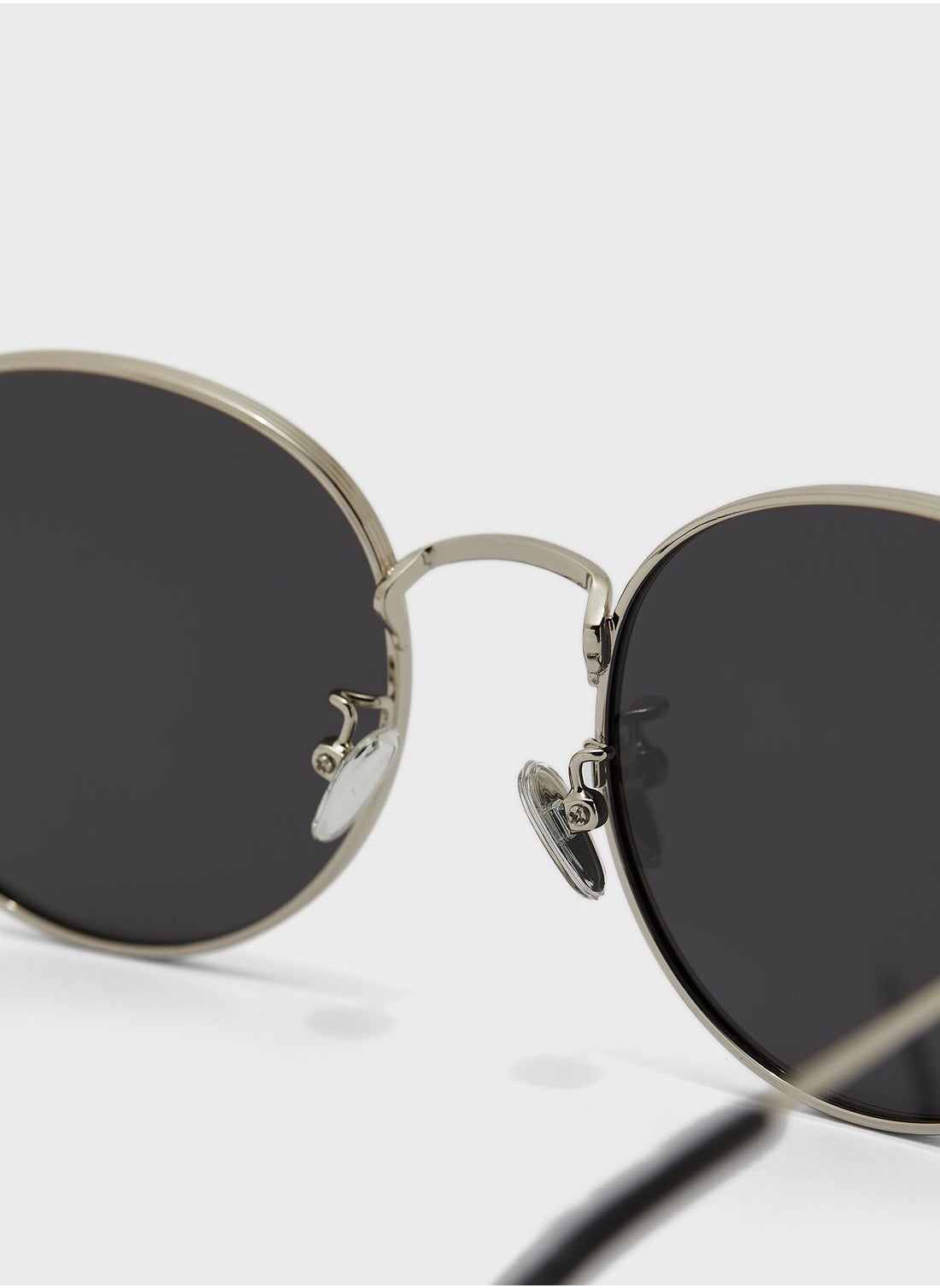 buy-robert-wood-polarized-sleek-edge-round-sunglasses_x4o