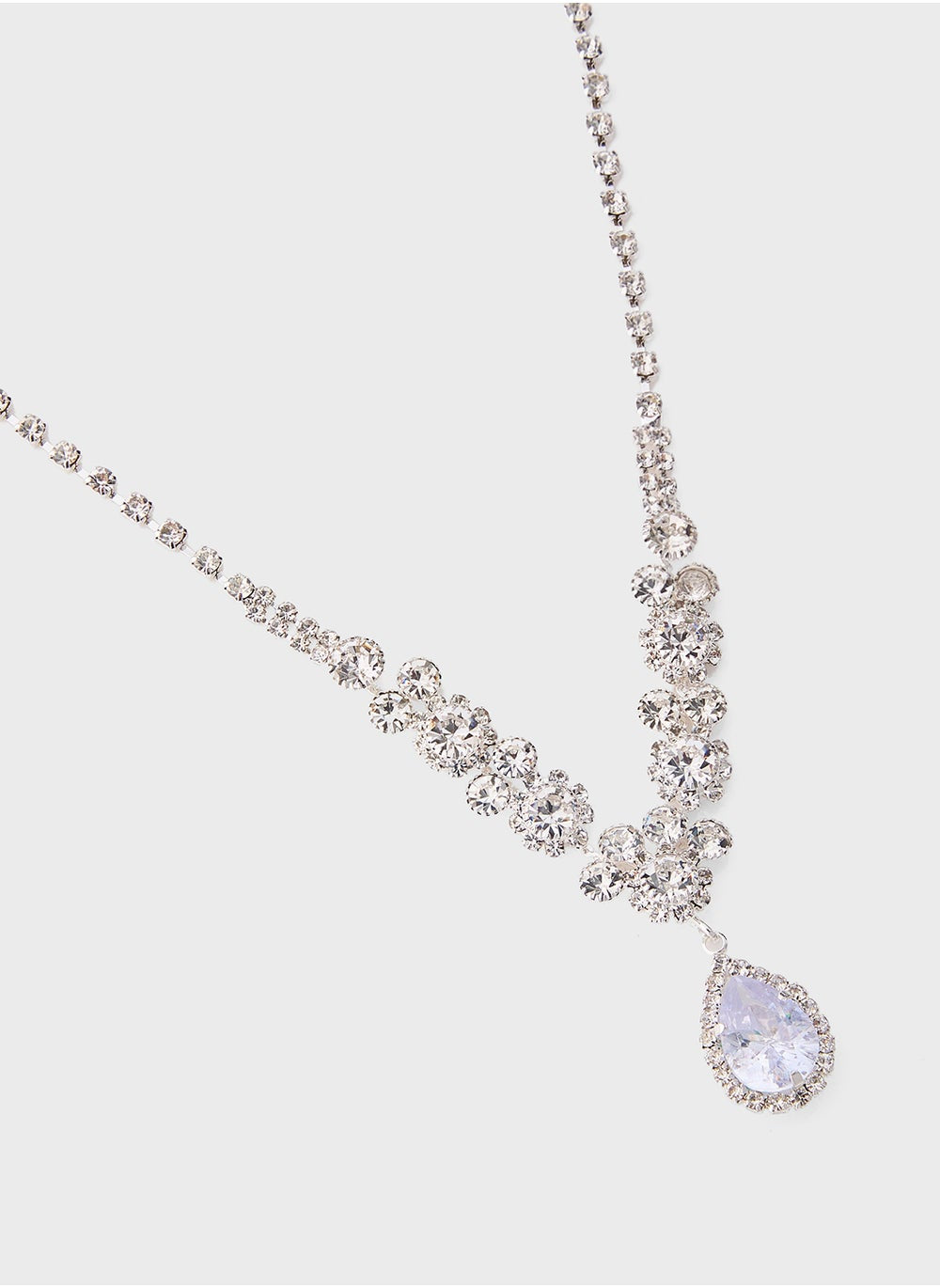 buy-ella-limited-edition-by-namshi-diamante-necklace-drop-earrings-set_g1l