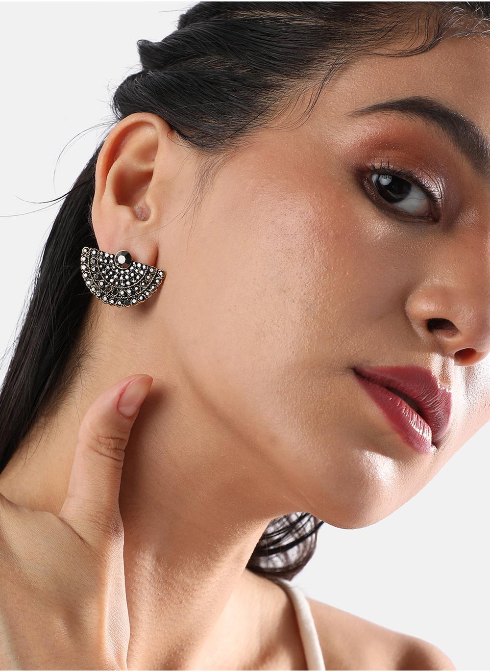 buy-sohi-dreamweaver-stud-earrings_g37