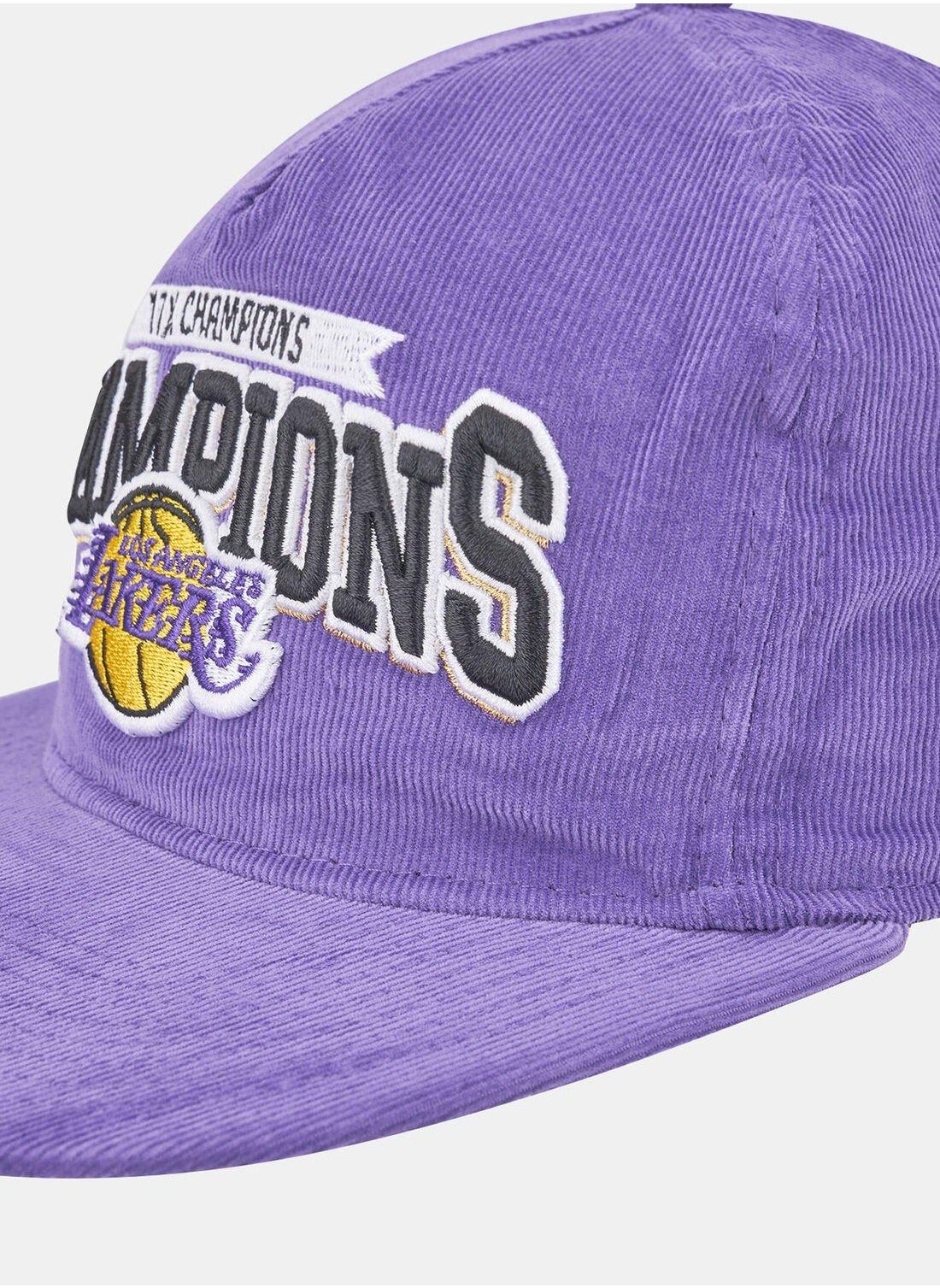 buy-new-era-men-s-los-angeles-lakers-league-17x-champions-golfer-snapback-cap_ejy