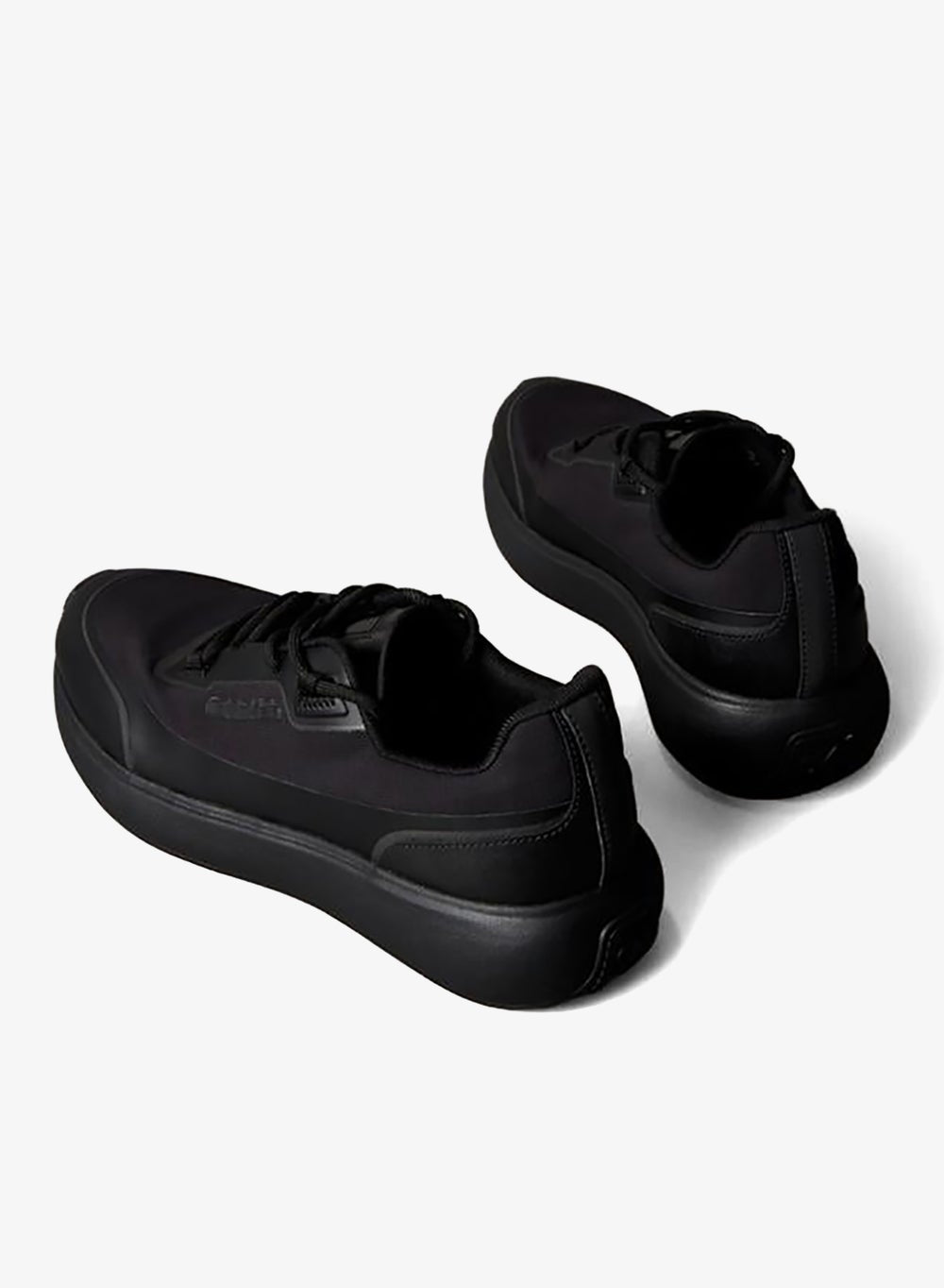 buy-calvin-klein-runner-laceup-low-top-sneakers_kbq