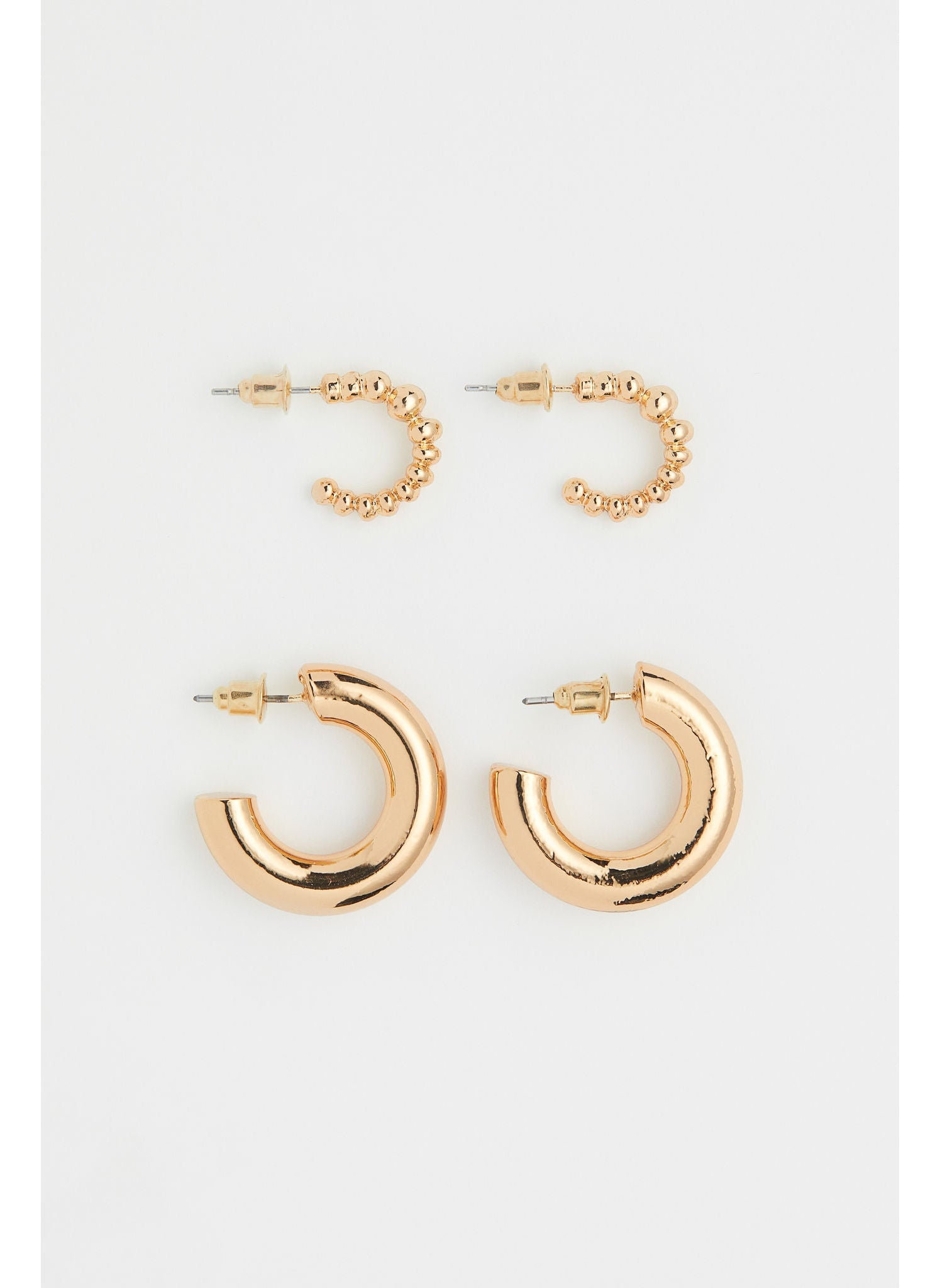buy-h-m-2-pairs-hoop-earrings_xe6