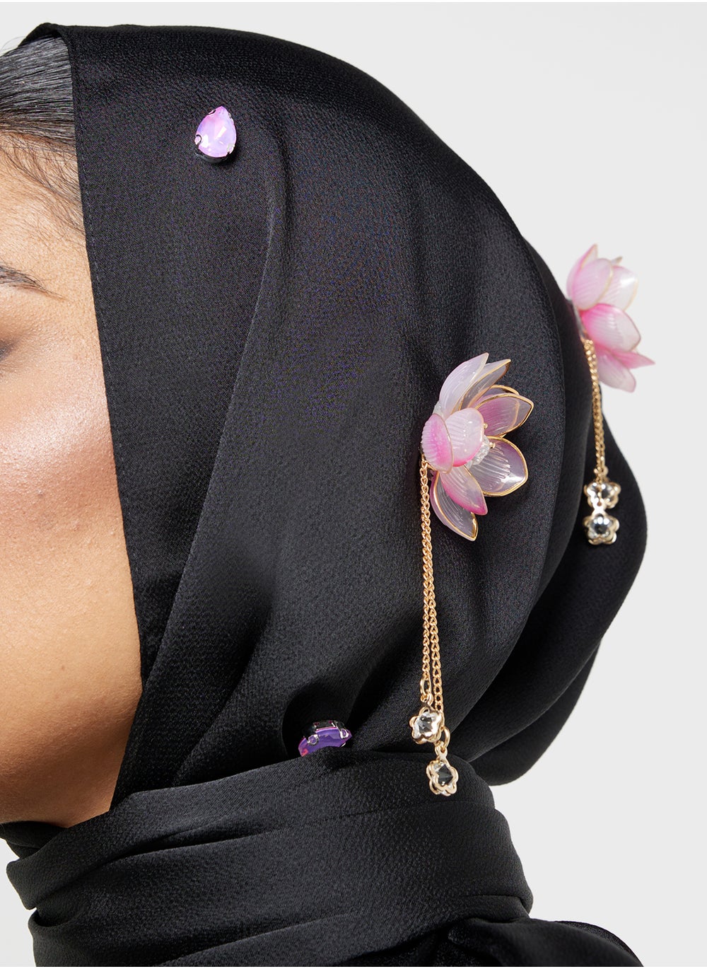 buy-khizana-floral-embellished-long-hijab-scarf_ghd
