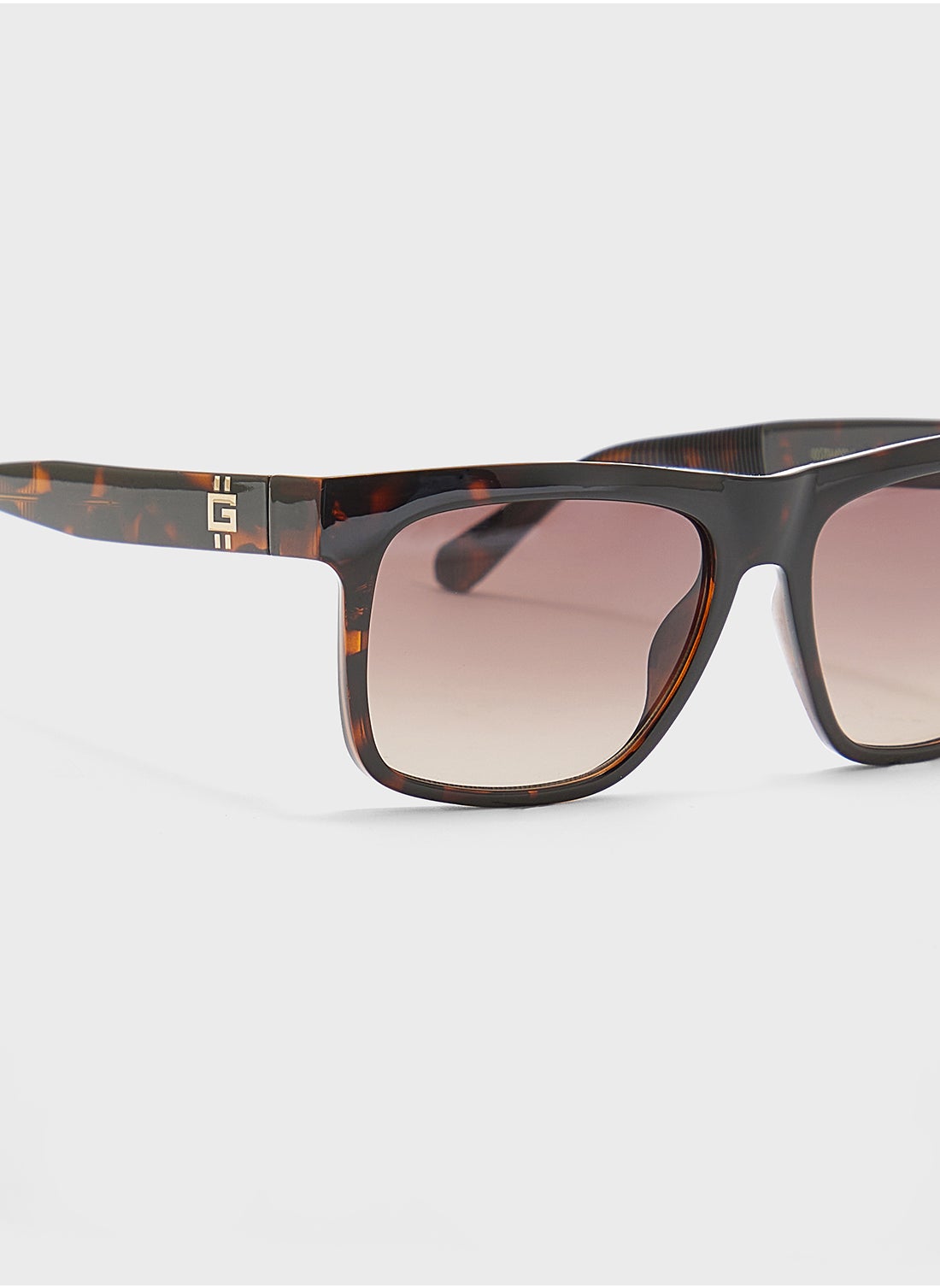 buy-guess-gu0022252f57-wayfarers-sunglasses_ew5