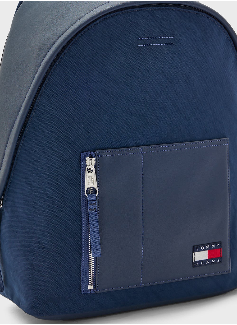 buy-tommy-jeans-logo-dome-backpack_pnu